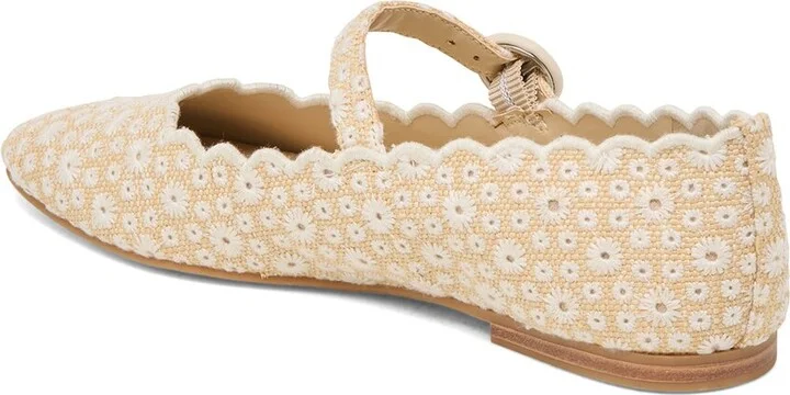 Dolce Vita Adelyn Perf Flat - Image 2