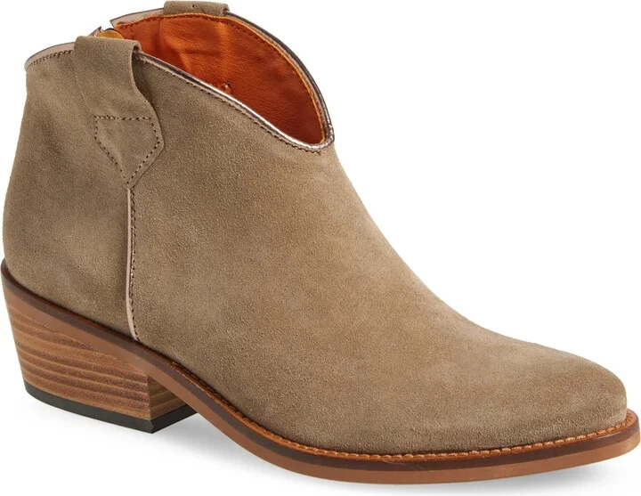 Dolly Bootie