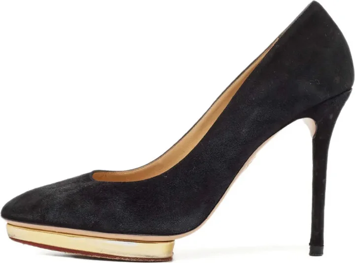 Dolly heeled pumps