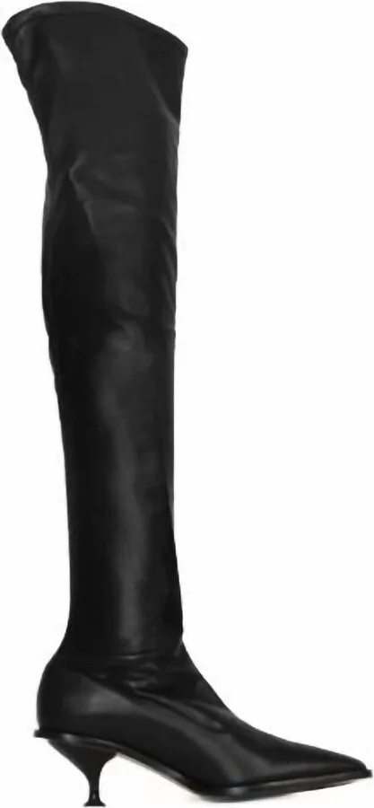 Dolores In Black