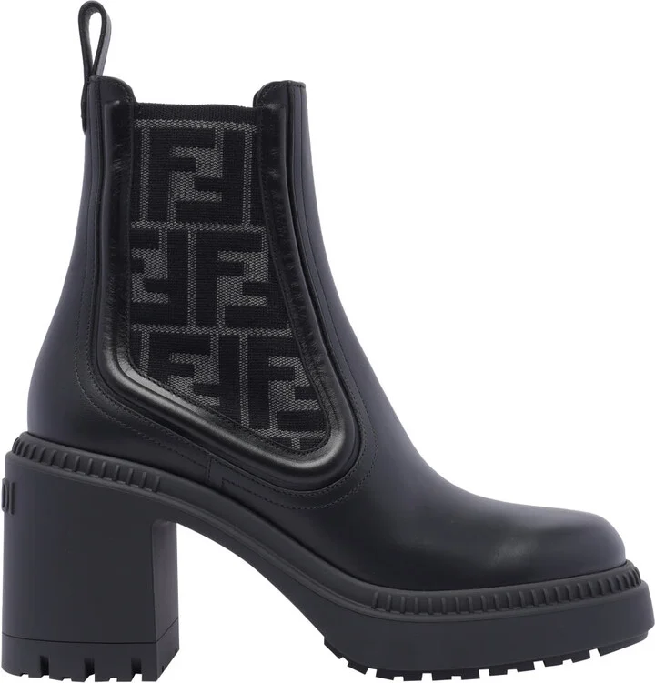Domino Pump Booties