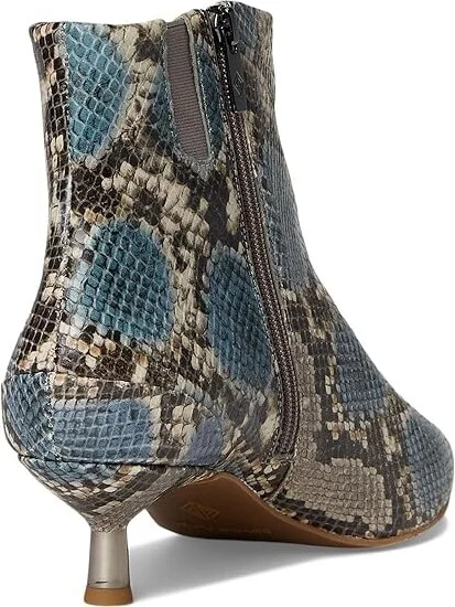 Donald Pliner Dazha Women's Boots Blue : 7.5 M, Suede - Image 4