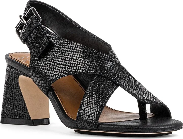 Donald Pliner Edwin Sandal