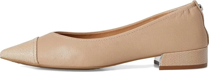 Donald Pliner Ladonna Women's Flat Shoes Sand : 7 M, Leather/Nappa - Image 6