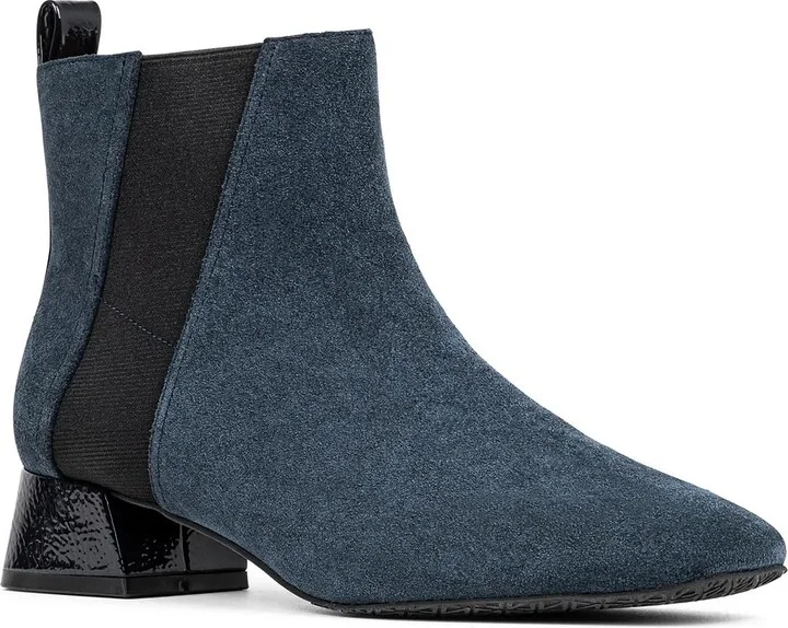 Donald Pliner Travis Bootie