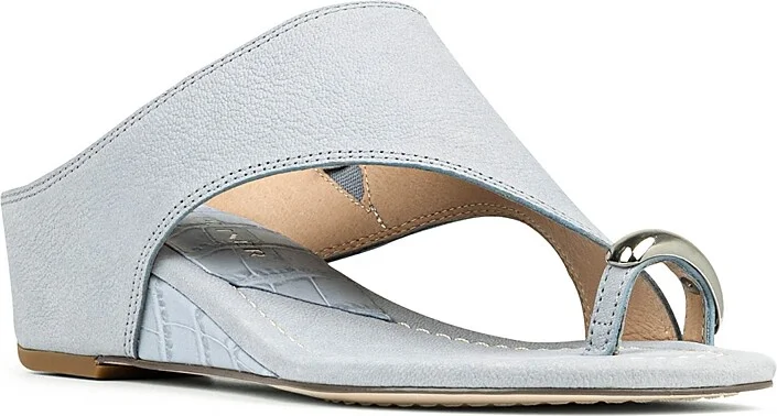 Donald Pliner Women's Toe Ring Wedge Sandals