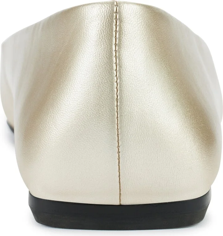 Donna Karan New York Women's Kylee Ballet Flats - Image 11