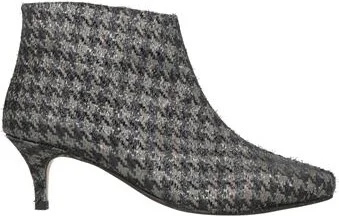 Dora Woman Ankle boots