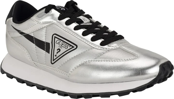 Dorion Sneaker