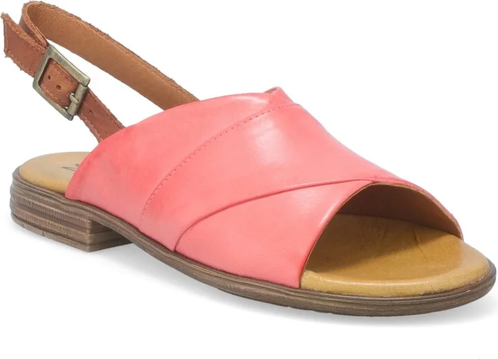 Dorothy Slingback Flat