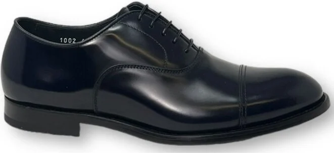 Doucal's Almond Toe Lace-Up Shoes