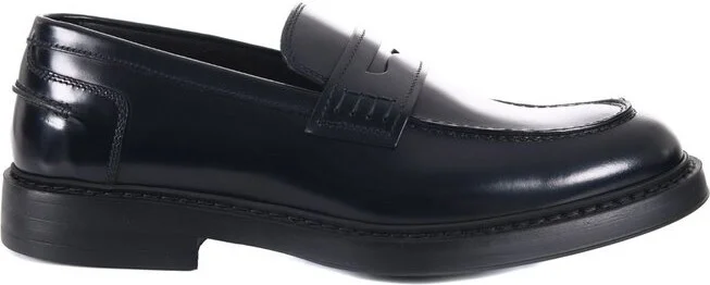 Doucal's High-Shine Slip-On Loafers