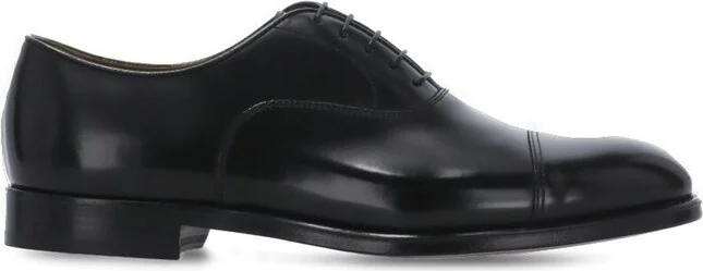 Doucal's Round-Toe Lace-Up Shoes