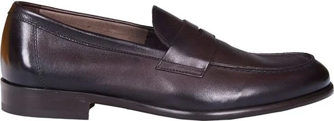 Doucal's Round Toe Loafers