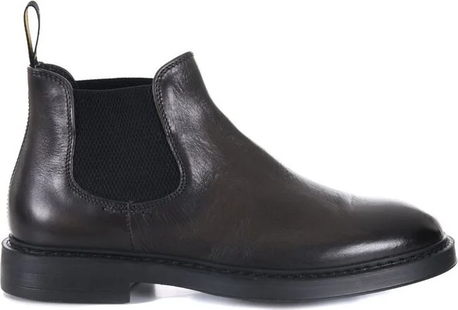 Doucal's Round-Toe Slip-On Boots