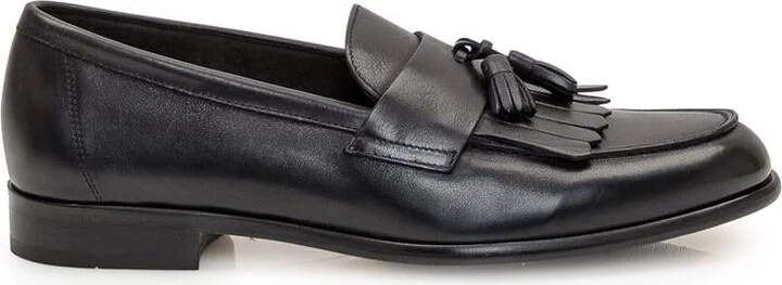 Doucal's Tassel Triumph Leather Loafer