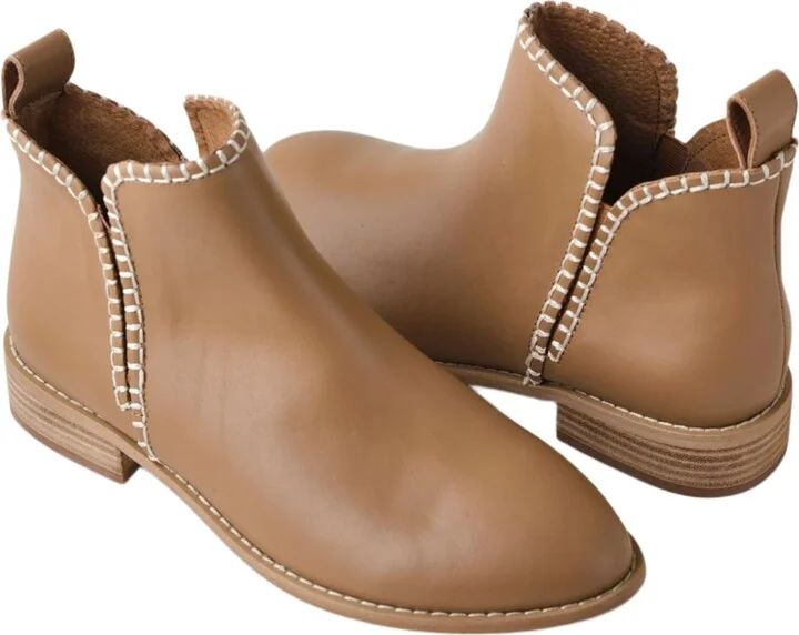 Douglas Stitch Leather Boot