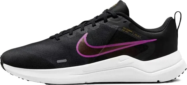Downshifter 12 "Black" sneakers