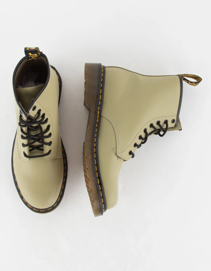 DR. MARTENS 1460 Mens Boots - Image 5