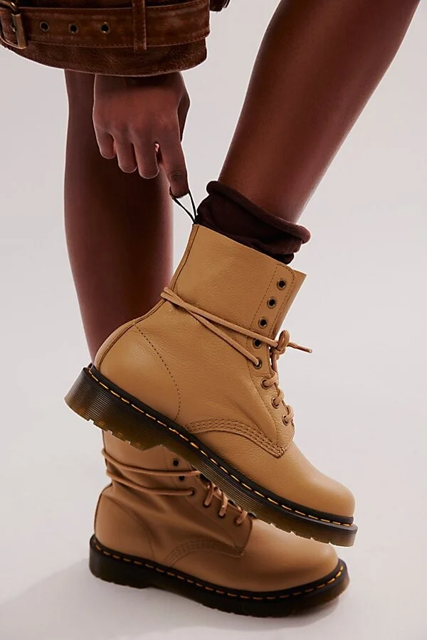 Dr. Martens 1460 Pascal Virginia Lace-Up Boots
