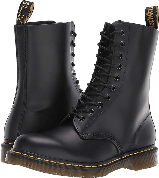 Dr. Martens 1490 Lace-up Boots Black Smooth : UK 8 (US Men's 9 - US Women's 10) Medium, Leather