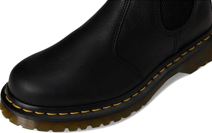 Dr. Martens 2976 Warmwair Grizzly Leather Chelsea Boots Boots Black : UK 7 (US Men's 8 - US Women's 9) Medium - Image 2
