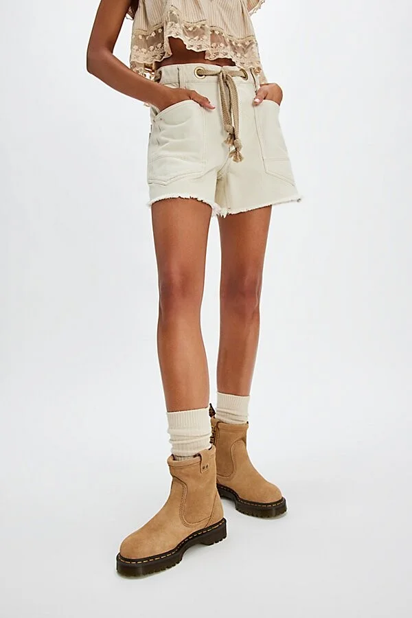 Dr. Martens Anistone Lo Boots
