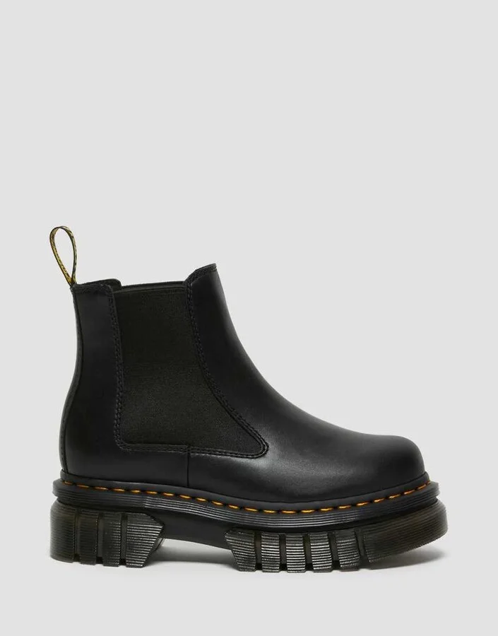 Dr Martens Audrick Chelsea chunky flat Chelsea boots in black - Image 2