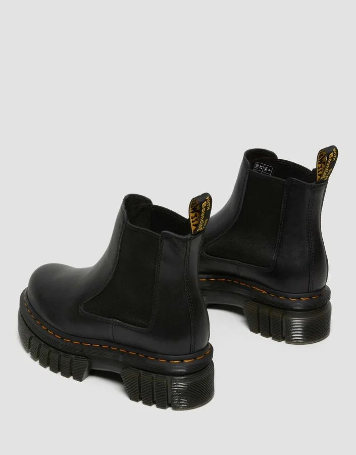 Dr Martens Audrick Chelsea chunky flat Chelsea boots in black - Image 3