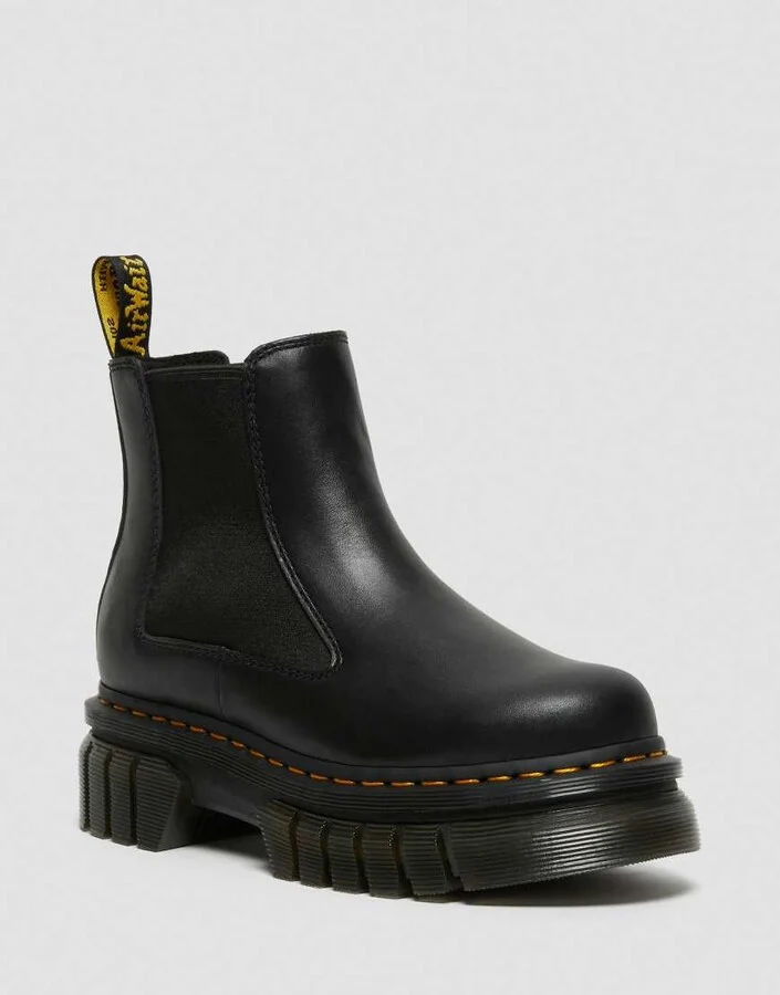 Dr Martens Audrick Chelsea chunky flat Chelsea boots in black - Image 4