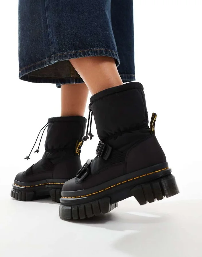 Dr Martens Audrick padded low boots in black - Image 3