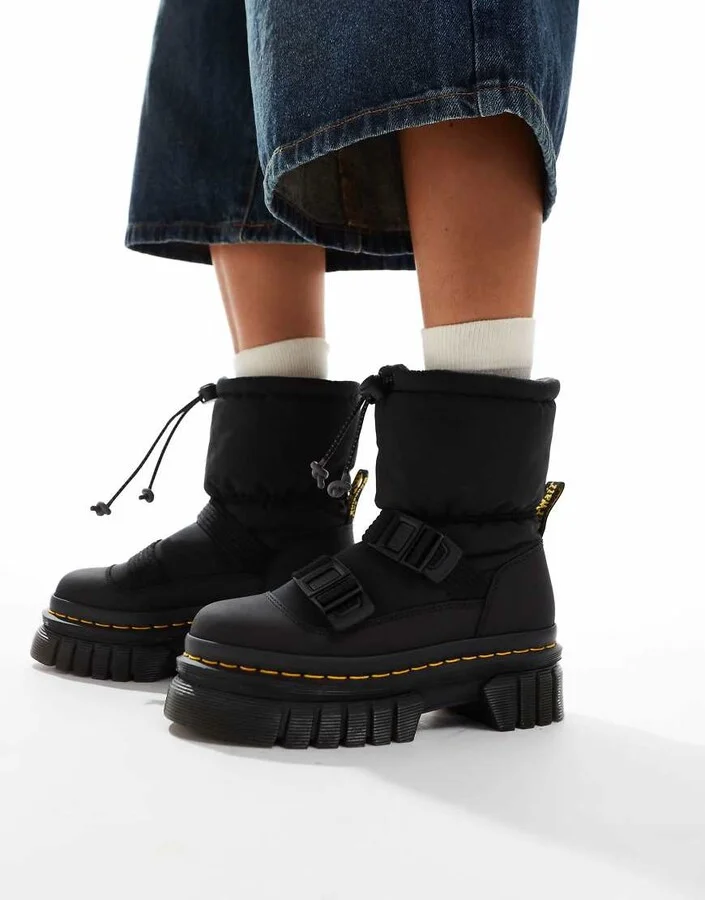 Dr Martens Audrick padded low boots in black - Image 4