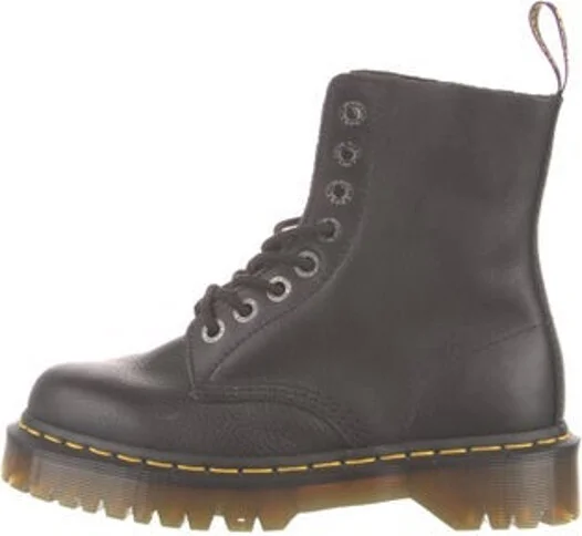 Dr. Martens