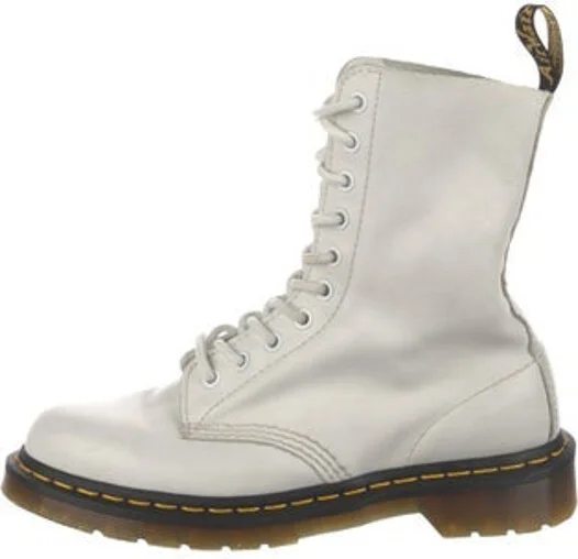 Dr. Martens