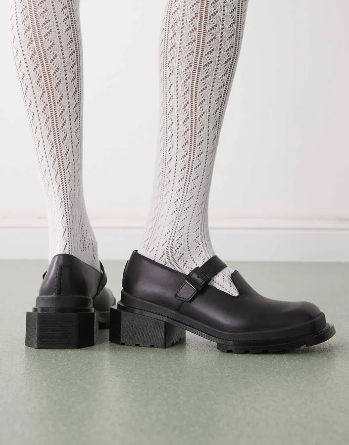 Dr Martens Maybole mary janes shoes in black leather - Image 4