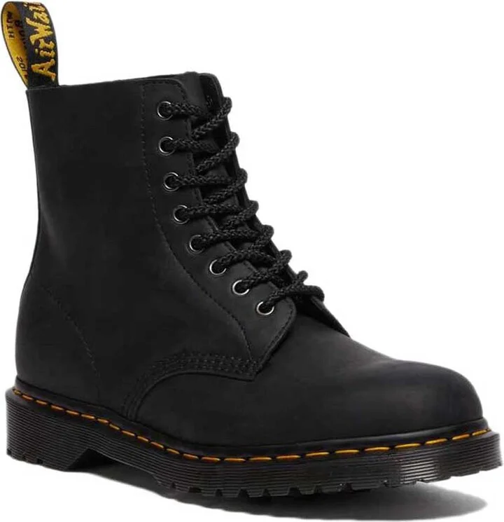 Dr. Martens Men's 1460 Pascal 8 Eye Boot Fashion