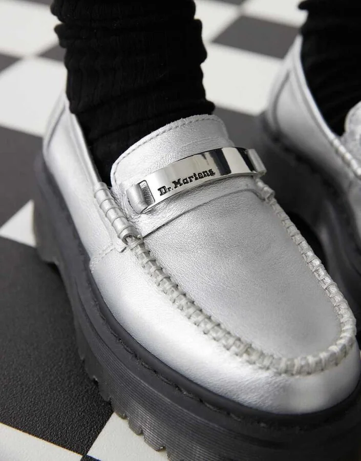 Dr Martens Penton II quad loafers in silver - Image 4