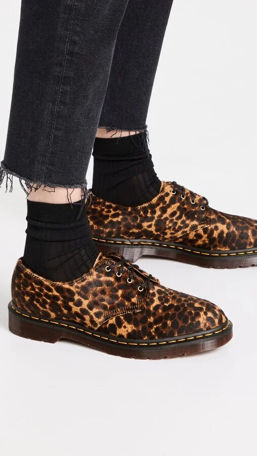 Dr. Martens Smiths 4 Eye Shoe - Image 5