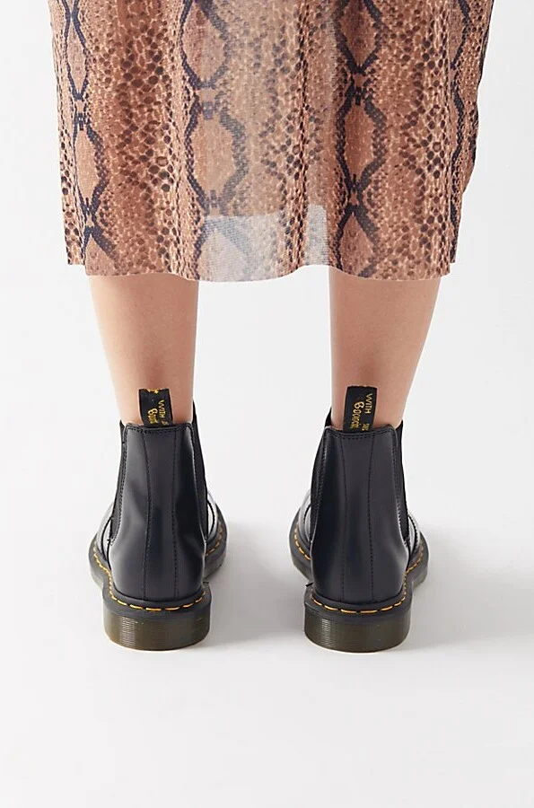 Dr. Martens Women's 2976 Smooth Leather Chelsea Boot in Black - Image 5