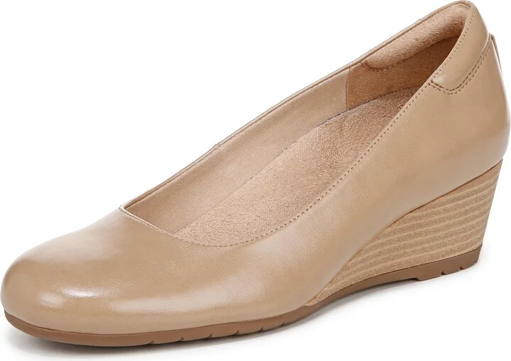 Dr. Scholl's Womens Be Flex Pump Toasted Taupe Smooth 8 M