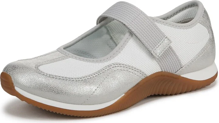 Dr. Scholl's Womens Goodie Mary Jane Flat Silver White Smooth 7 M