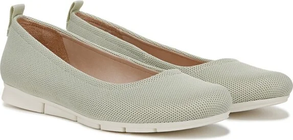 Dr. Scholl's Women's Timeless Ballet Flat Leopard Print 7.5 W - Image 5