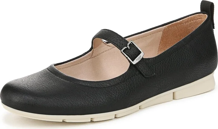 Dr. Scholl's Womens Timeless Jane Mary Jane Flat Black Smooth 7 W