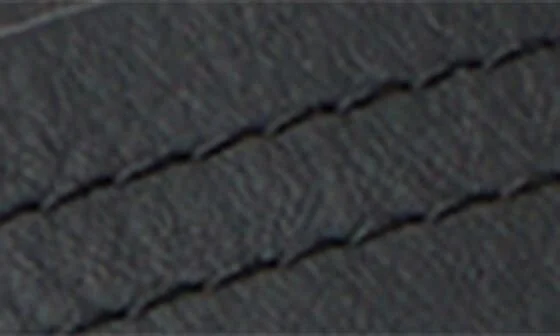 'Draftsmen' Leather Flip Flop - Image 11