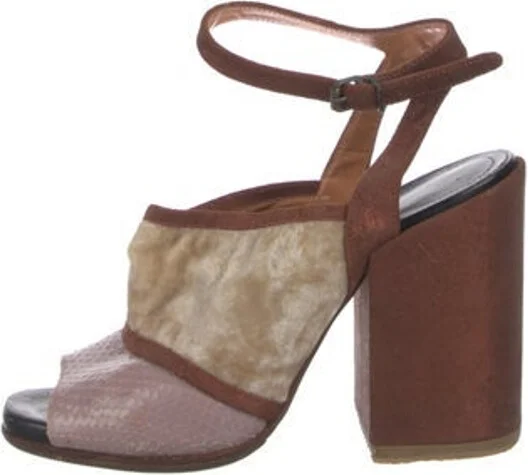 Brown, Metallic, Pattern Prints