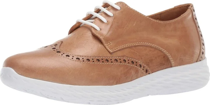 Driver Club USA Womens Leather Raleigh Extralight Wingtip Sneaker Loafer