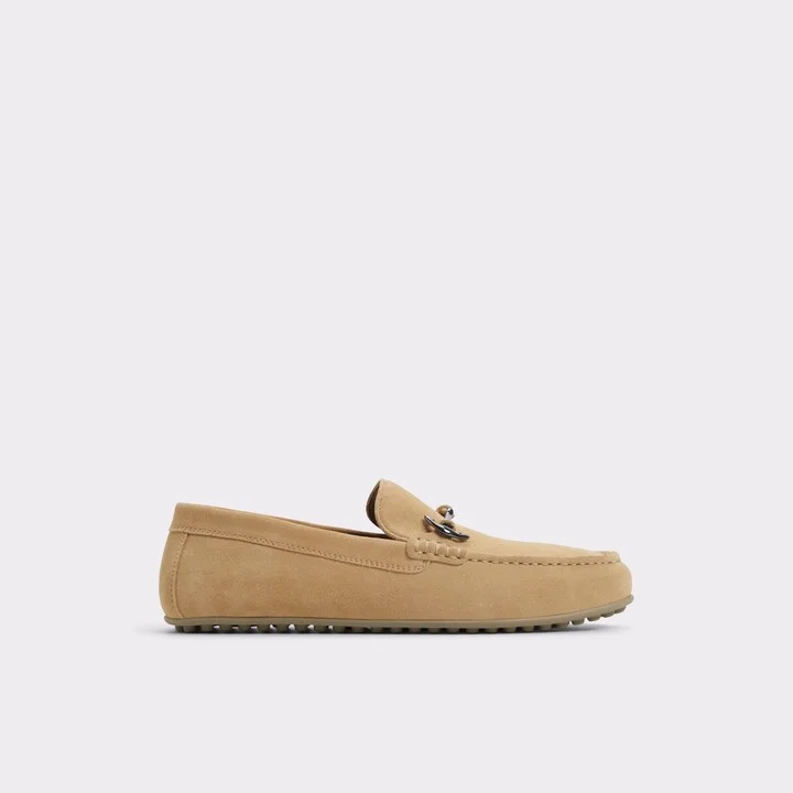 Driving shoe