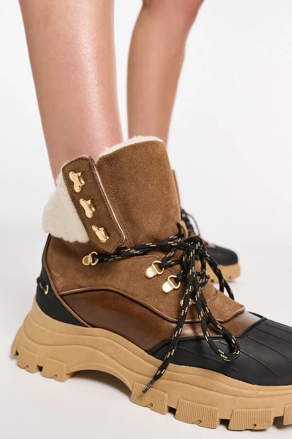 Duck boots with sheepskin lining - Image 6