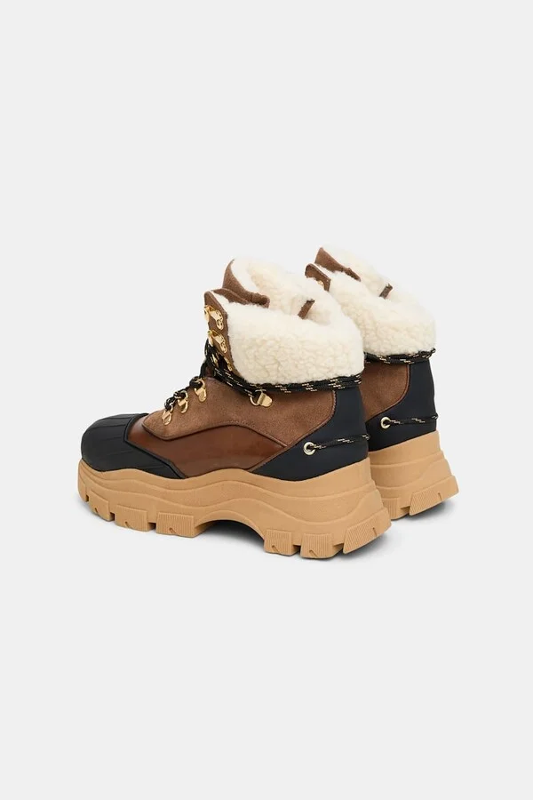 Duck boots with sheepskin lining - Image 9