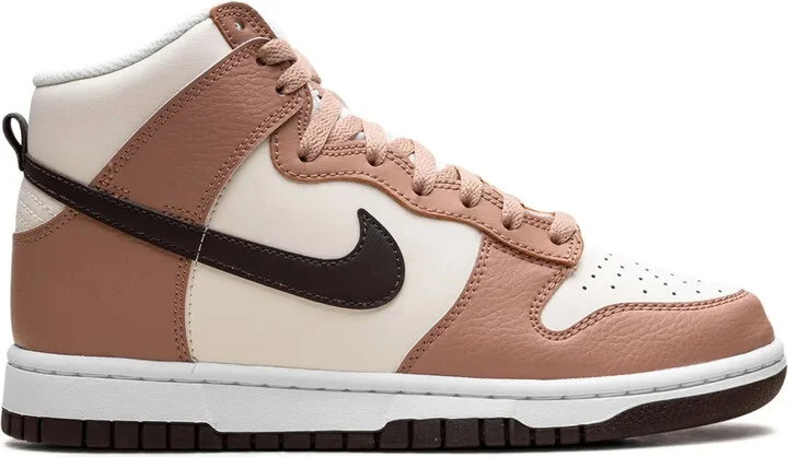 Dunk High "Dusted Clay" sneakers